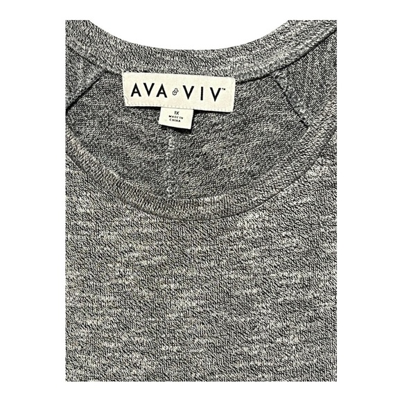 Ava & Viv Hi/Lo Side Tail Top Heather Gray Relaxed Fit Casual Short Sleeve Shirt - Picture 4 of 4